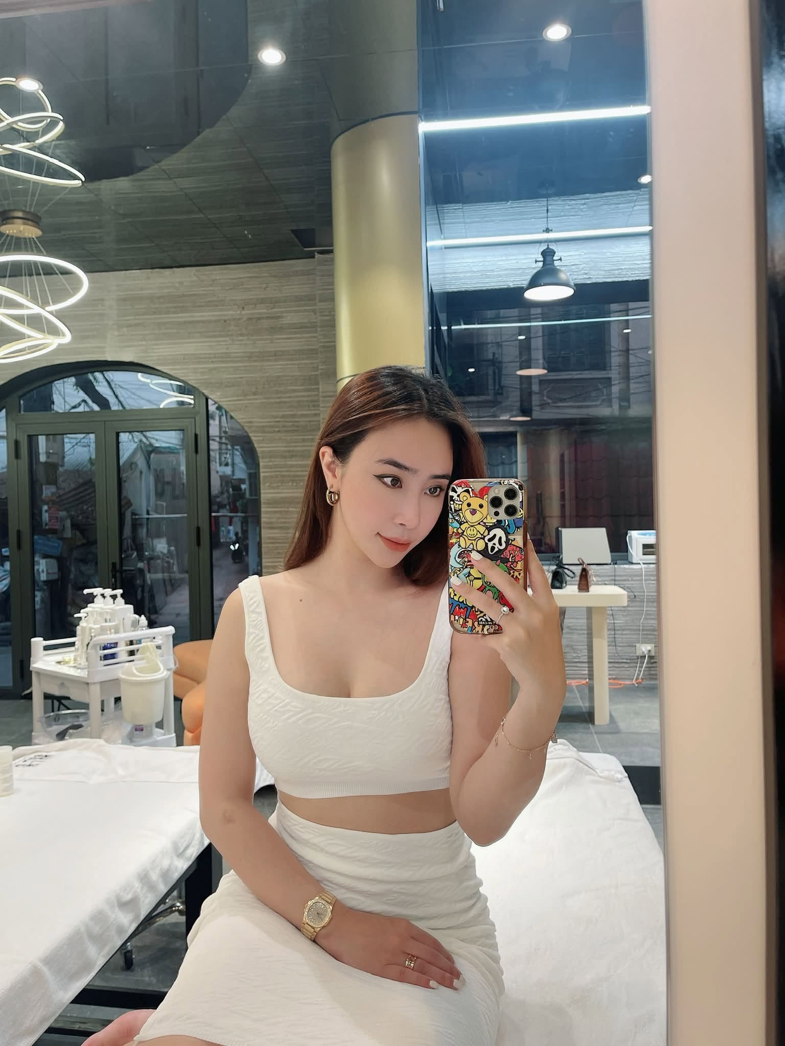 Mẹ 4 con triệu view nửa đ&ecirc;m phải thốt l&ecirc;n 