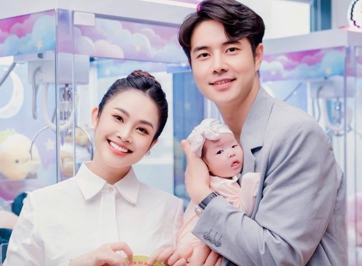 Cuộc sống vi&ecirc;n m&atilde;n của MC Th&ugrave;y Linh sau 5 năm lấy chồng k&eacute;m 5 tuổi - Ảnh 8.