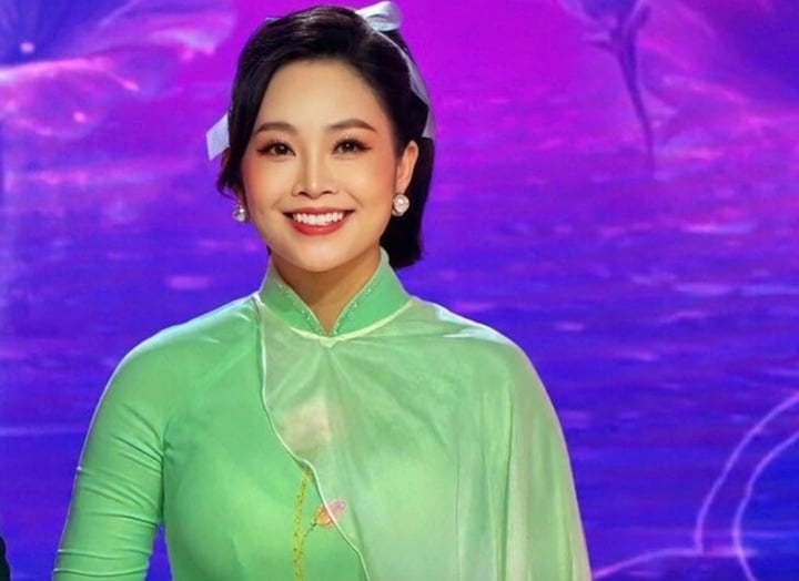 Cuộc sống vi&ecirc;n m&atilde;n của MC Th&ugrave;y Linh sau 5 năm lấy chồng k&eacute;m 5 tuổi - Ảnh 7.