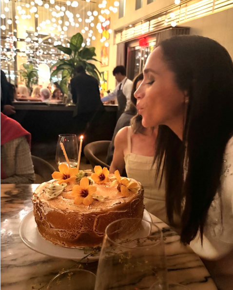 Meghan Markle chia sẻ ảnh hiếm hồi nhỏ nh&acirc;n sinh nhật tuổi 45 đầy &yacute; nghĩa - Ảnh 5.