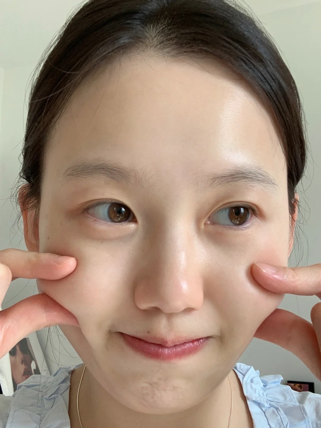 C&agrave;ng gần tuổi 30 c&agrave;ng n&ecirc;n duy tr&igrave; 4 th&oacute;i quen n&agrave;y nếu muốn da lu&ocirc;n căng b&oacute;ng, hồng h&agrave;o - Ảnh 1.