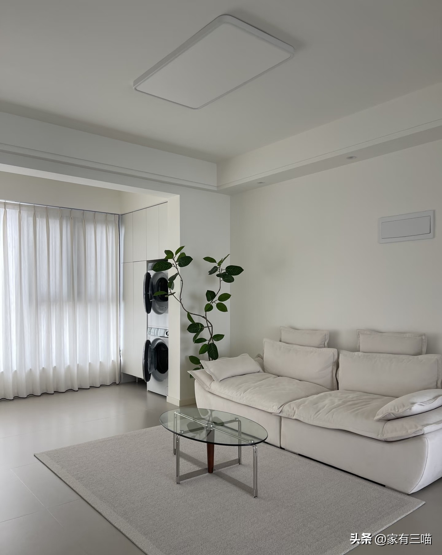 Nhà tôi gần như không có đồ thừa: 5 khu vực càng ít đồ, cuộc sống càng nhẹ nhõm - Ảnh 2.