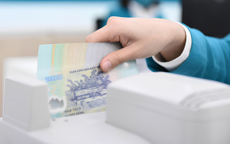 100 triệu đầu ti&ecirc;n gửi ng&acirc;n h&agrave;ng: Kh&ocirc;ng chỉ l&agrave; 1 khoản tiết kiệm- Ảnh 1.