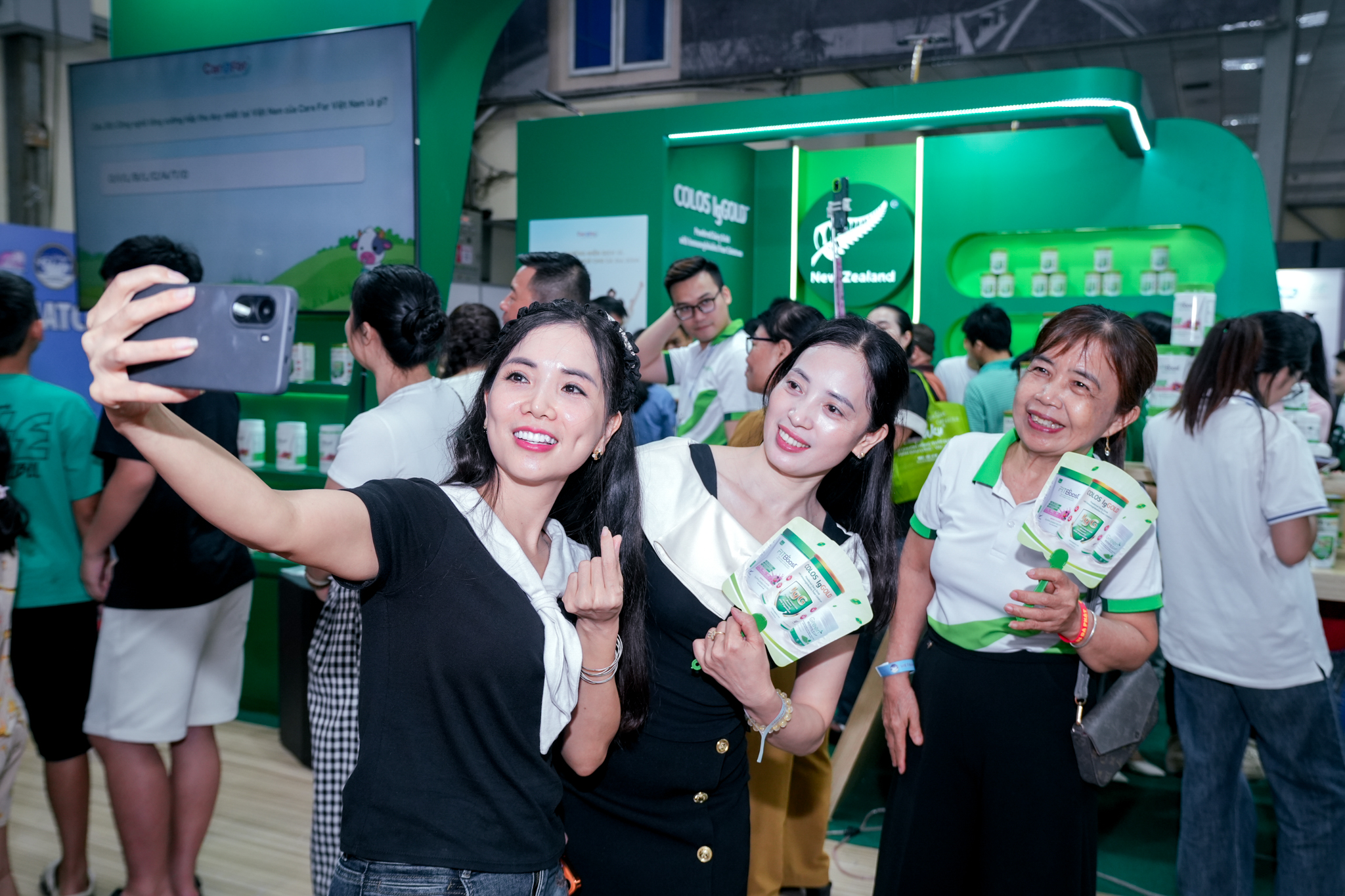 Từ nhà phân phối đến vai trò dẫn dắt đội ngũ: Hành trình của phụ nữ tại Care For Việt Nam - Ảnh 1.