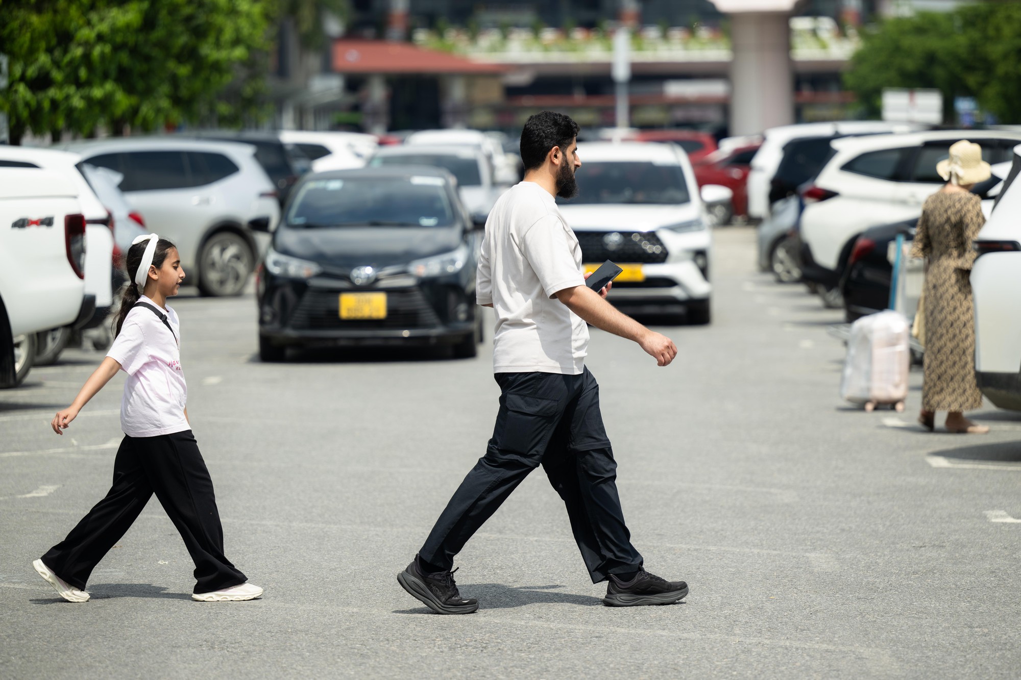 Ph&acirc;n luồng mới tại s&acirc;n bay Nội B&agrave;i: Tiện lợi nhưng g&acirc;y kh&oacute; khăn cho h&agrave;nh kh&aacute;ch - Ảnh 4.