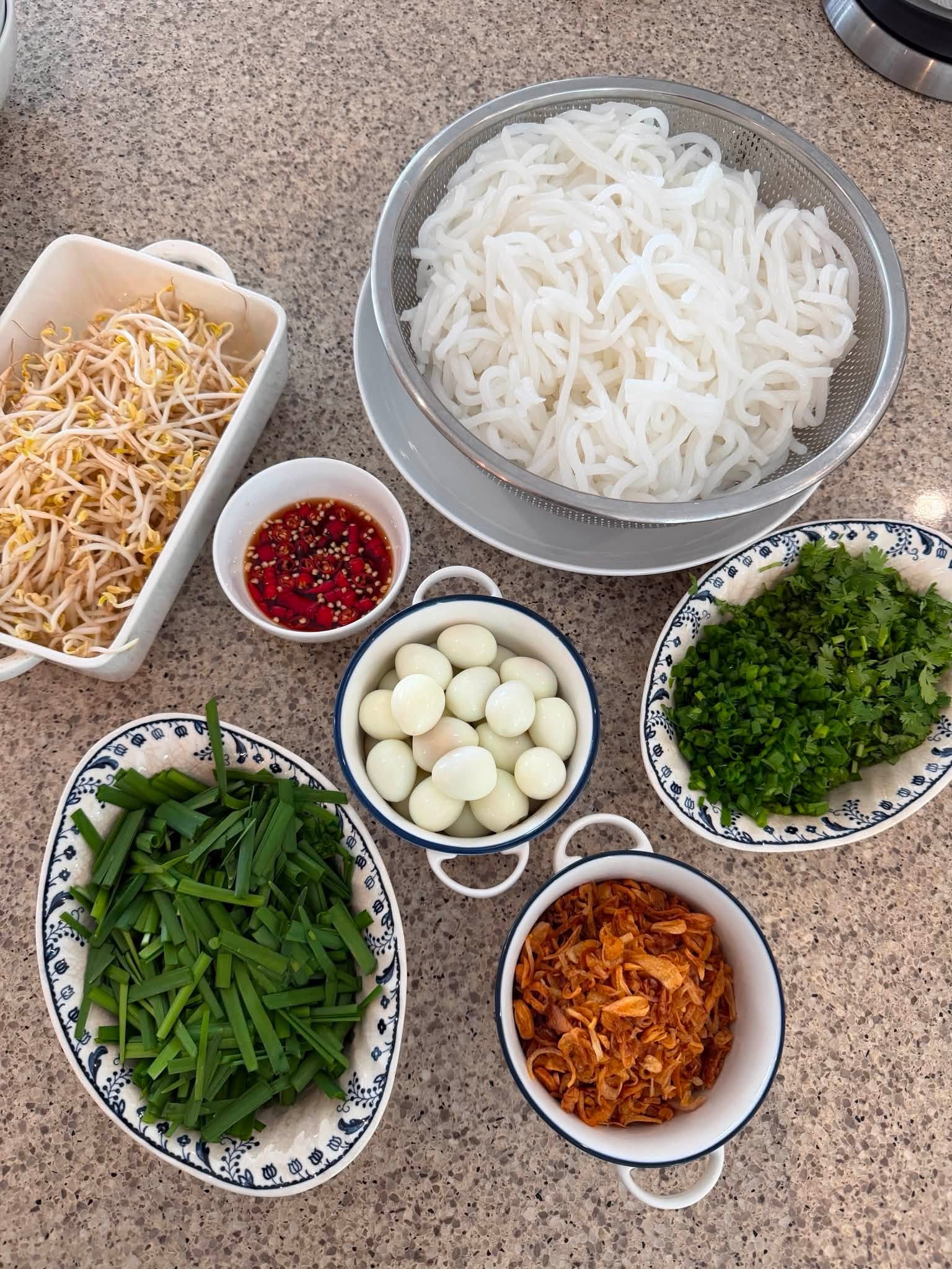 Nồi b&aacute;nh canh của Tăng Thanh H&agrave; g&acirc;y sốt, ti&ecirc;u chuẩn ẩm thực nh&agrave; tỷ ph&uacute;  - Ảnh 5.