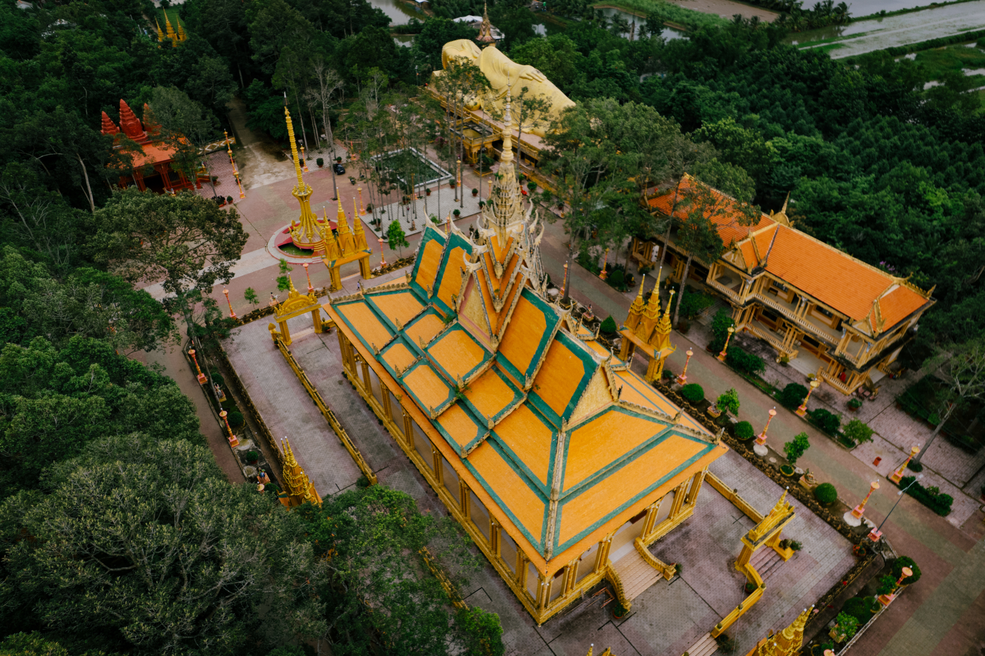 Lượng kh&aacute;ch tăng vọt đến Tr&agrave; Vinh sau MV Phương Mỹ Chi với ảnh check - in đẹp - Ảnh 24.