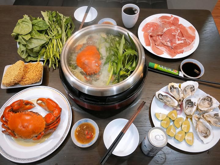 Cơm nh&agrave; MC Thu H&ograve;ai v&agrave; chồng Ph&oacute; chủ tịch: Kh&eacute;o l&eacute;o trong bếp n&uacute;c - Ảnh 10.