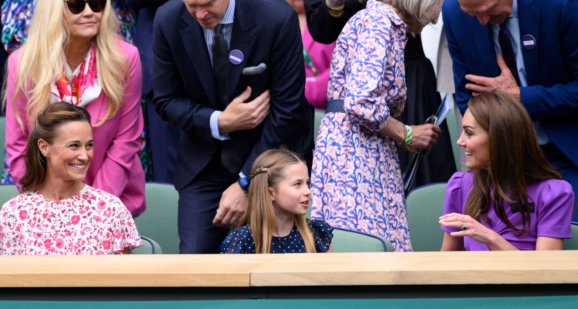 Pippa Middleton c&oacute; thể đảm nhận một vai tr&ograve; đặc biệt b&ecirc;n cạnh Kate Middleton khi chị g&aacute;i trở th&agrave;nh Vương hậu- Ảnh 1.
