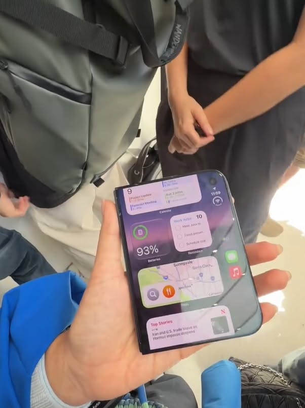 Trải nghiệm iPhone Duo: Si&ecirc;u phẩm gập mới từ Apple tại Apple Park - Ảnh 6.