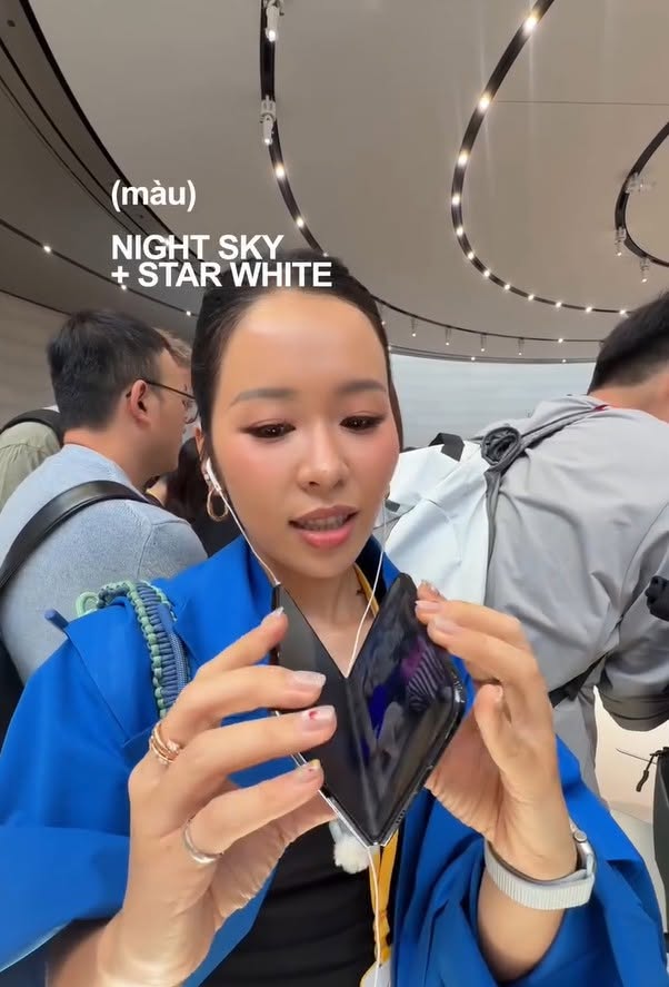 Trải nghiệm iPhone Duo: Si&ecirc;u phẩm gập mới từ Apple tại Apple Park - Ảnh 8.