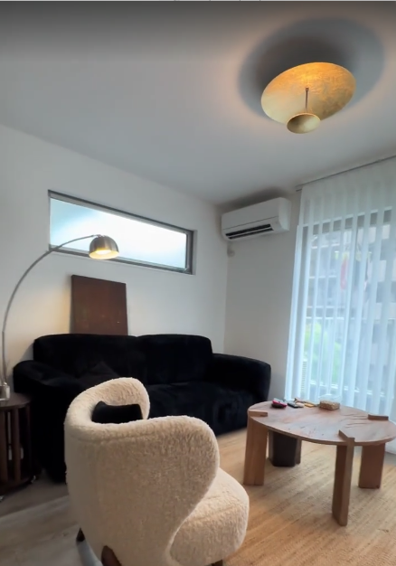 26 tuổi, l&agrave;m nh&acirc;n vi&ecirc;n văn ph&ograve;ng thu nhập 38 tỷ/                                   năm nhưng chỉ mới vừa mua được nh&agrave; ri&ecirc;ng - Ảnh 10.