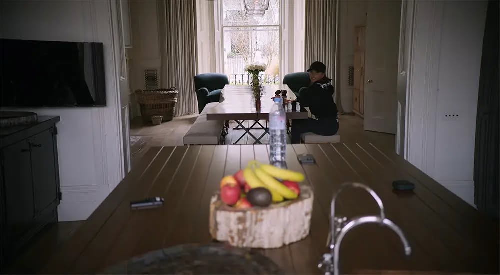 Biệt thự m&agrave;u trắng ở khu nh&agrave; gi&agrave;u của David Beckham v&agrave; Victoria Beckham- Ảnh 4.