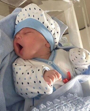 10 “bí mật” của trẻ sơ sinh khiến bố mẹ bất ngờ: Nhiều biểu hiện lạ chưa chắc là bệnh - Ảnh 6.