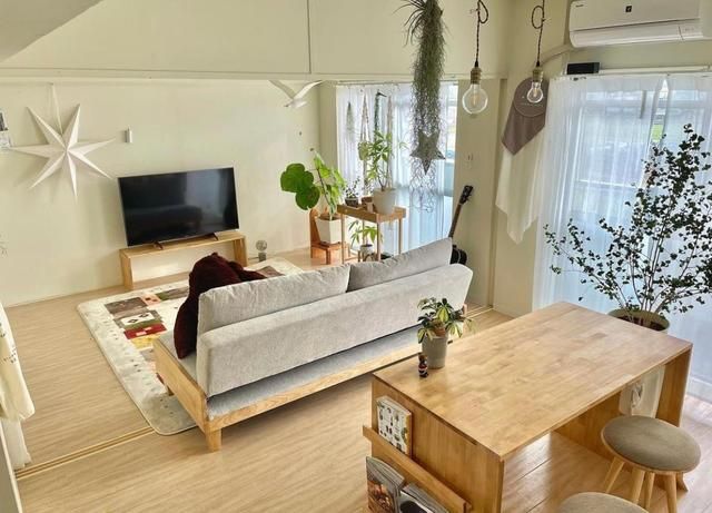 Phụ nữ Nhật sống một m&igrave;nh trong căn hộ 68m&sup2;: Kh&ocirc;ng đồ xa xỉ, chỉ nh&igrave;n c&aacute;ch bố tr&iacute; đ&atilde; hiểu v&igrave; sao ở nh&agrave; lại th&iacute;ch đến thế - Ảnh 1.