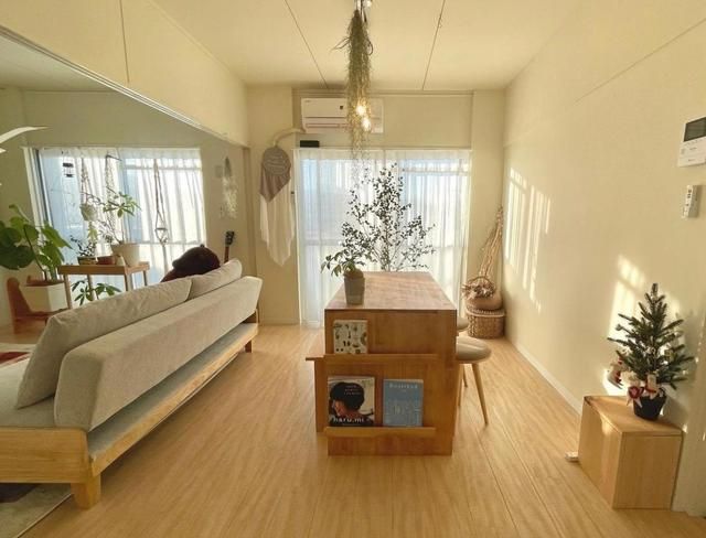 Phụ nữ Nhật sống một m&igrave;nh trong căn hộ 68m&sup2;: Kh&ocirc;ng đồ xa xỉ, chỉ nh&igrave;n c&aacute;ch bố tr&iacute; đ&atilde; hiểu v&igrave; sao ở nh&agrave; lại th&iacute;ch đến thế - Ảnh 5.