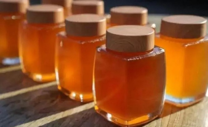 4 C&aacute;ch đơn giản ph&acirc;n biệt mật ong thật v&agrave; giả cho sức khỏe tốt hơn - Ảnh 3.