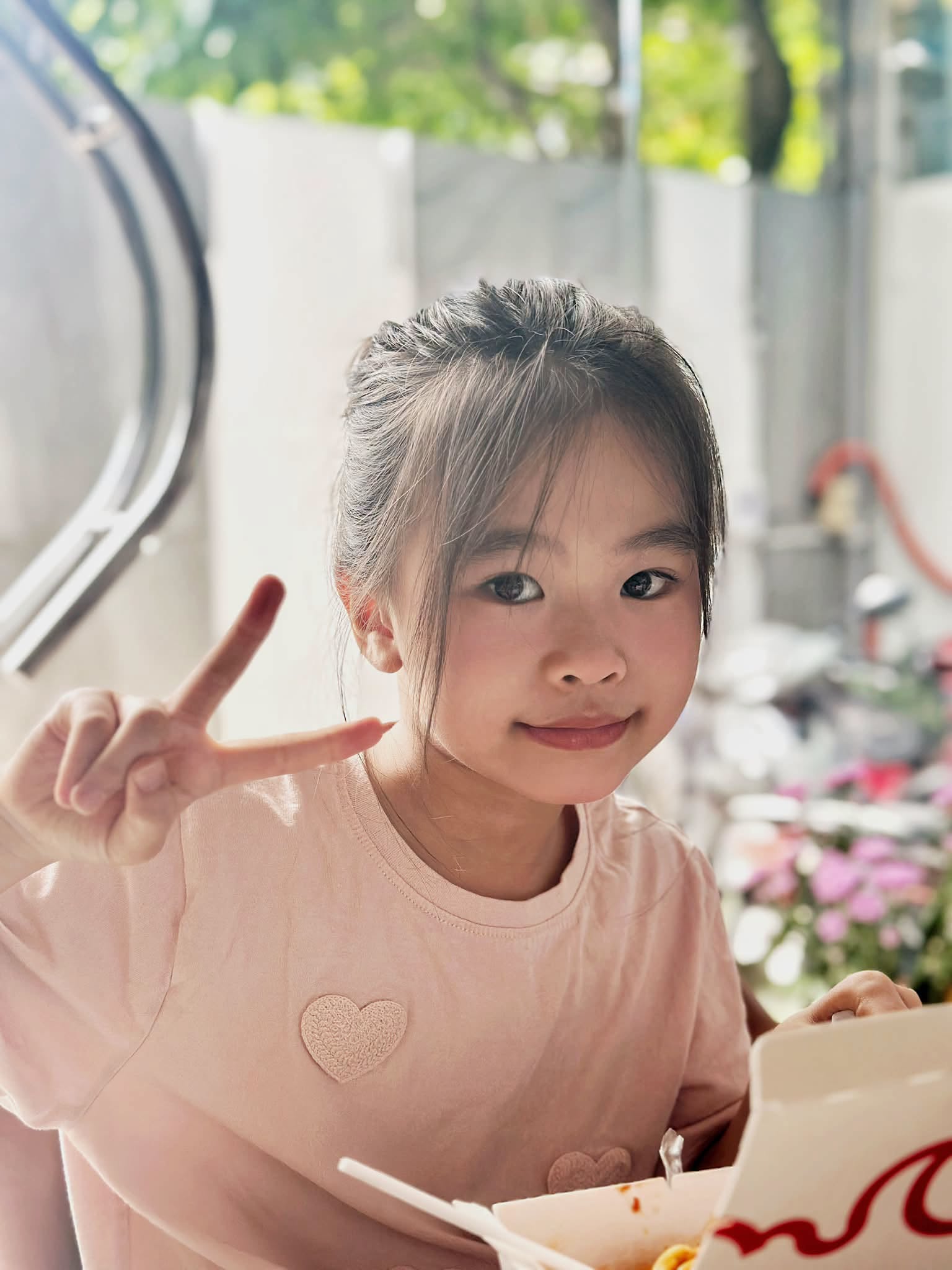 “Chị đẹp” sở hữu nhan sắc không tuổi, mỗi đêm chỉ ngủ 2-3 tiếng để vắt sữa cho con - Ảnh 7.