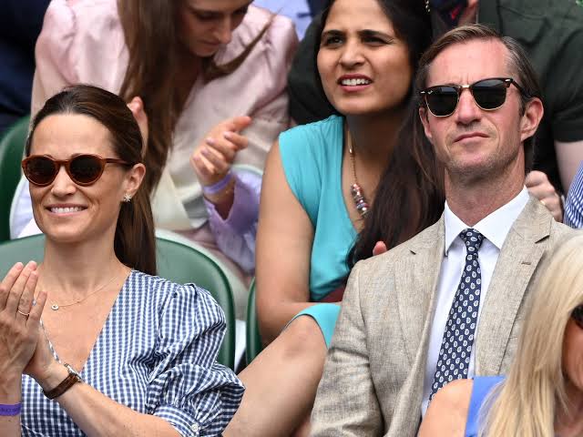 Pippa Middleton v&agrave; James Matthews thắng kiện về lối đi c&ocirc;ng cộng tại Barton Court - Ảnh 2.