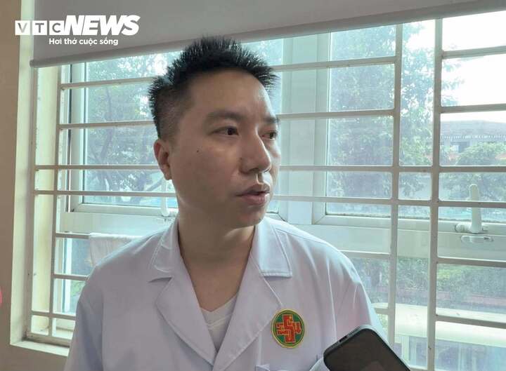 Ch&aacute;y nh&agrave; 5 người chết ở H&agrave; Nội: Người phụ nữ quấn chăn nhảy từ tầng 4 tho&aacute;t nạn - Ảnh 2.
