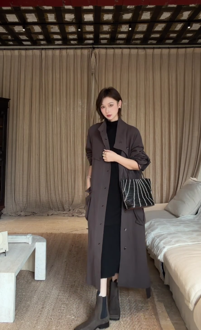 6 c&ocirc;ng thức phối đồ m&ugrave;a thu theo style old money: Thanh lịch, c&oacute; chiều s&acirc;u m&agrave; kh&ocirc;ng cần mua qu&aacute; nhiều - Ảnh 8.