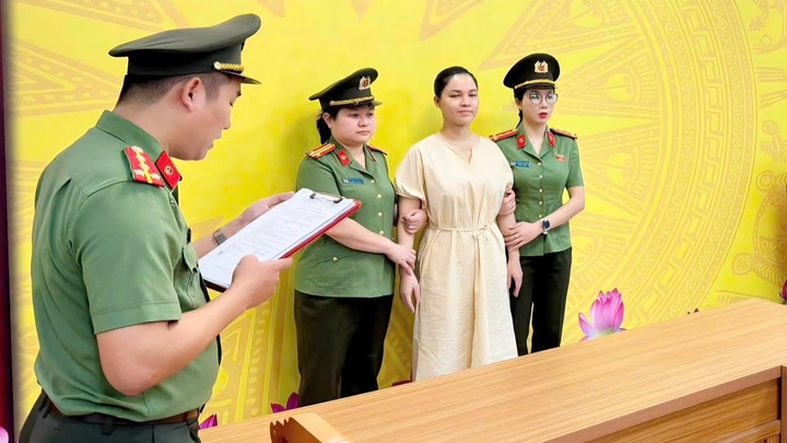 Gi&aacute;m đốc C&ocirc;ng ty Explore Ha Giang bị bắt tạm giam v&igrave; tội Trốn thuế - Ảnh 1.