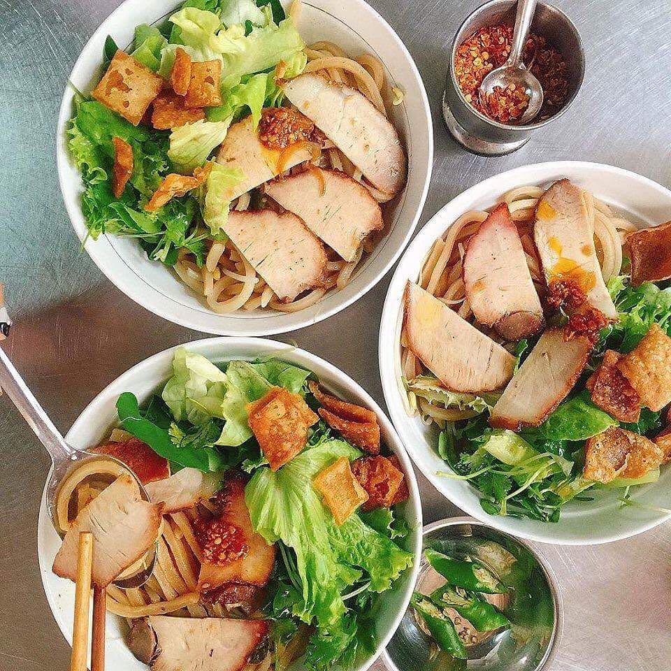 Kh&aacute;m ph&aacute; b&aacute;nh m&igrave; ngon nhất tại Mama ' s ở Hội An qua lời khen của kh&aacute;ch Canada - Ảnh 4.