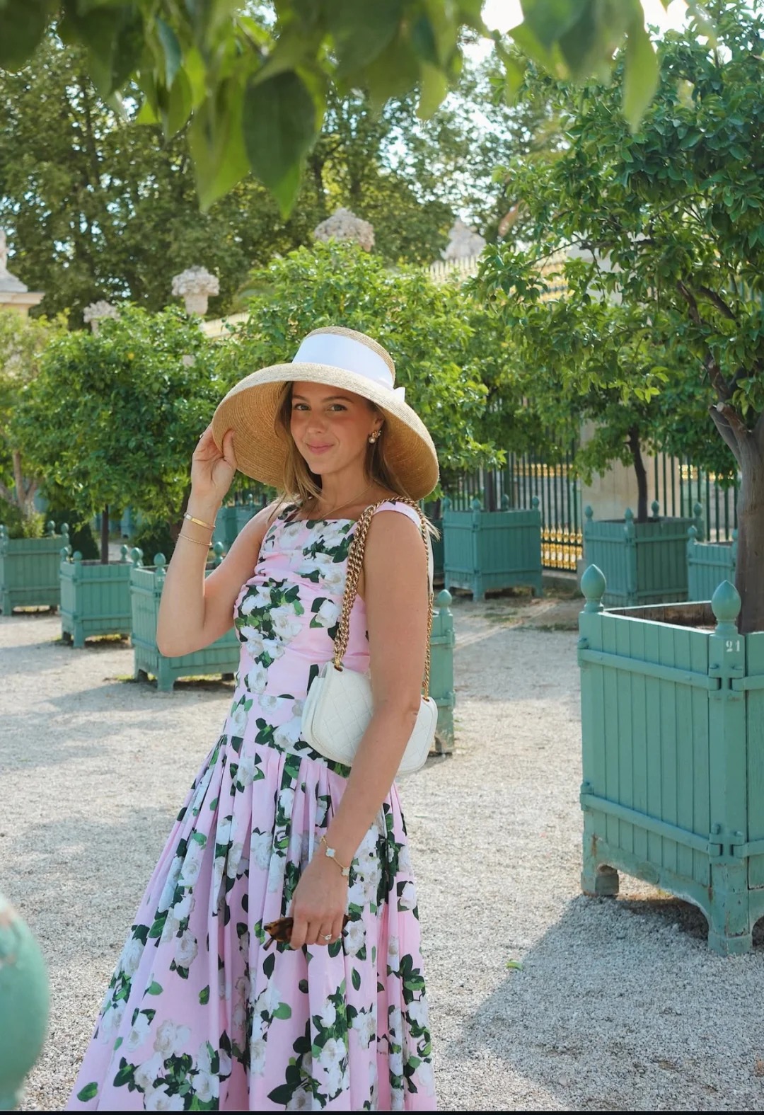Nữ blogger Samantha Varvel v&agrave; phong c&aacute;ch sống Provence đầy cảm hứng cho mẹ ba con - Ảnh 2.