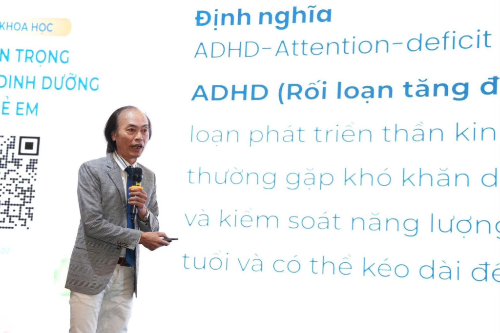 H&agrave;nh tr&igrave;nh của GS . TS . BS Nguyễn Tiến Dũng: B&aacute;c sĩ h&agrave;ng đầu Việt Nam kh&ocirc;ng lạm dụng kh&aacute;ng sinh - Ảnh 2.