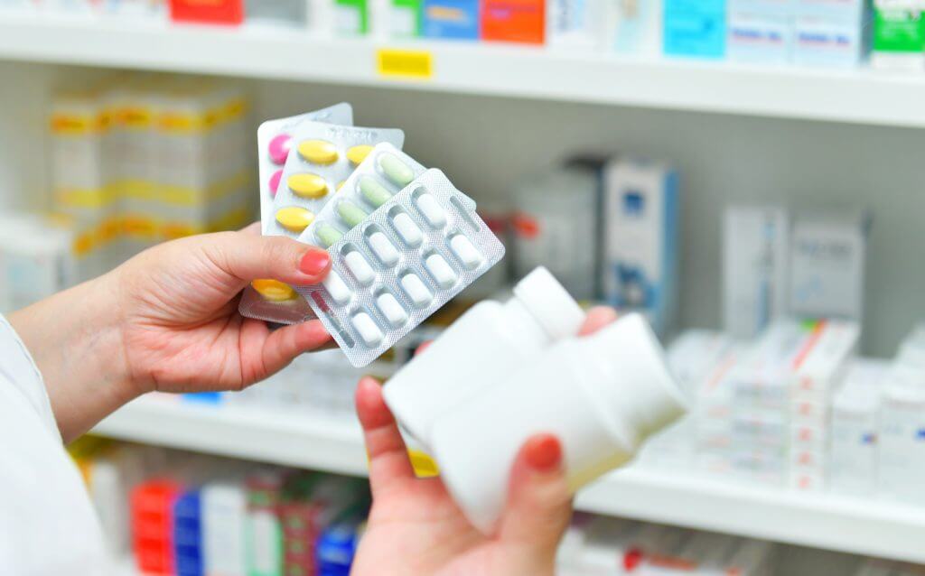 Bộ Y tế phạt một c&ocirc;ng ty dược do k&ecirc; khai gi&aacute; thuốc kh&ocirc;ng đ&uacute;ng- Ảnh 1.