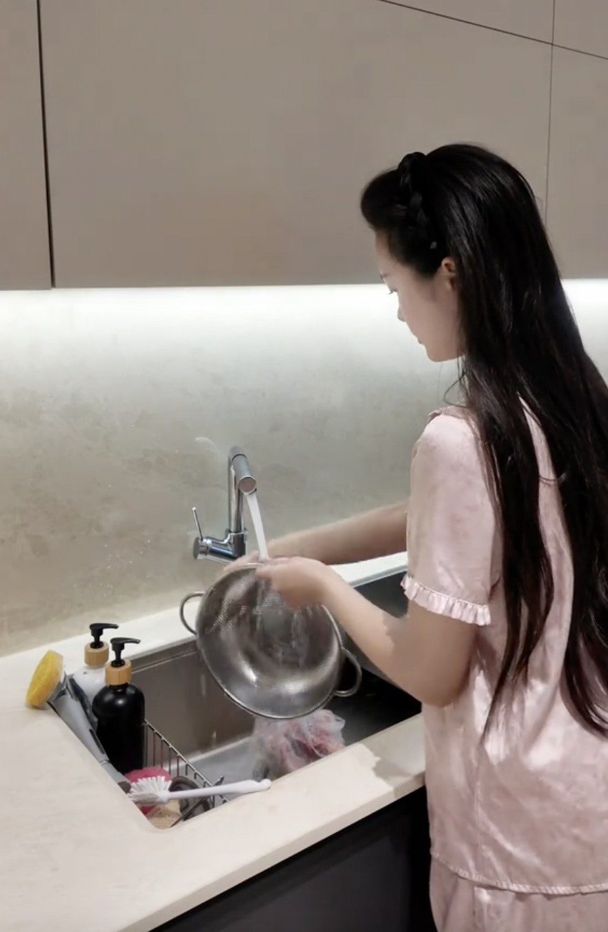 T&agrave;i sản hiện tại của Đo&agrave;n Văn Hậu v&agrave; Do&atilde;n Hải My: Biệt thự sang trọng tại H&agrave; Nội năm 2025 - Ảnh 8.