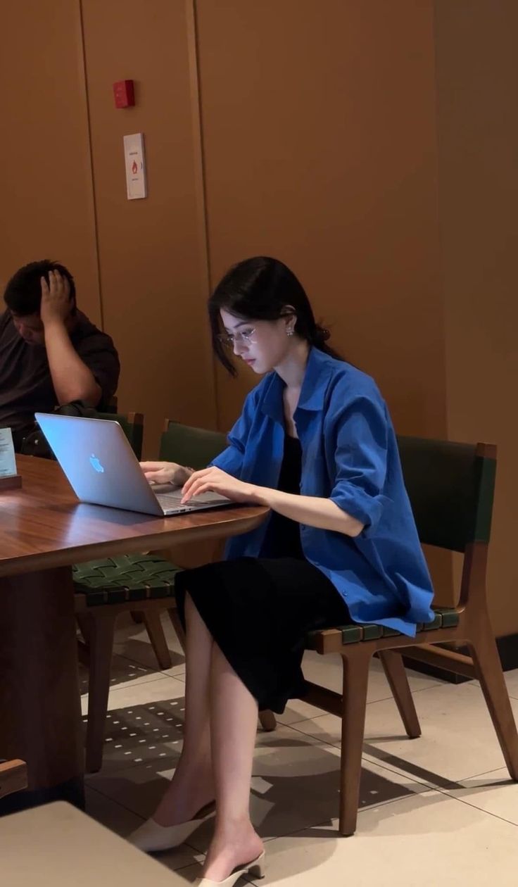 5 dấu hiệu cho thấy bạn đang “sai đường” trong sự nghiệp, làm càng lâu càng khó quay đầu - Ảnh 2.