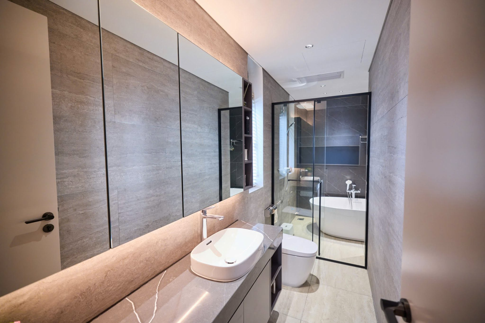 T&agrave;i sản hiện tại của Đo&agrave;n Văn Hậu v&agrave; Do&atilde;n Hải My: Biệt thự sang trọng tại H&agrave; Nội năm 2025 - Ảnh 10.