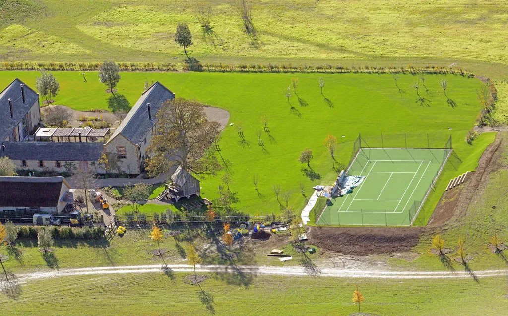 David Beckham v&agrave; trang trại nu&ocirc;i g&agrave; 100 . 000 M2 Tại Cotswolds năm 2026 - Ảnh 14.