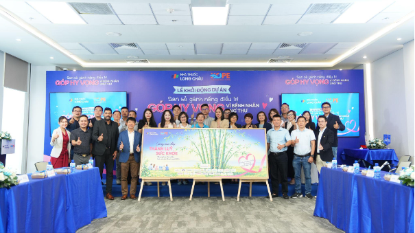 Khởi động chương tr&igrave;nh San sẻ g&aacute;nh nặng v&igrave; bệnh nh&acirc;n ung thư, tiếp sức người bệnh c&oacute; ho&agrave;n cảnh kh&oacute; khăn - Ảnh 4.