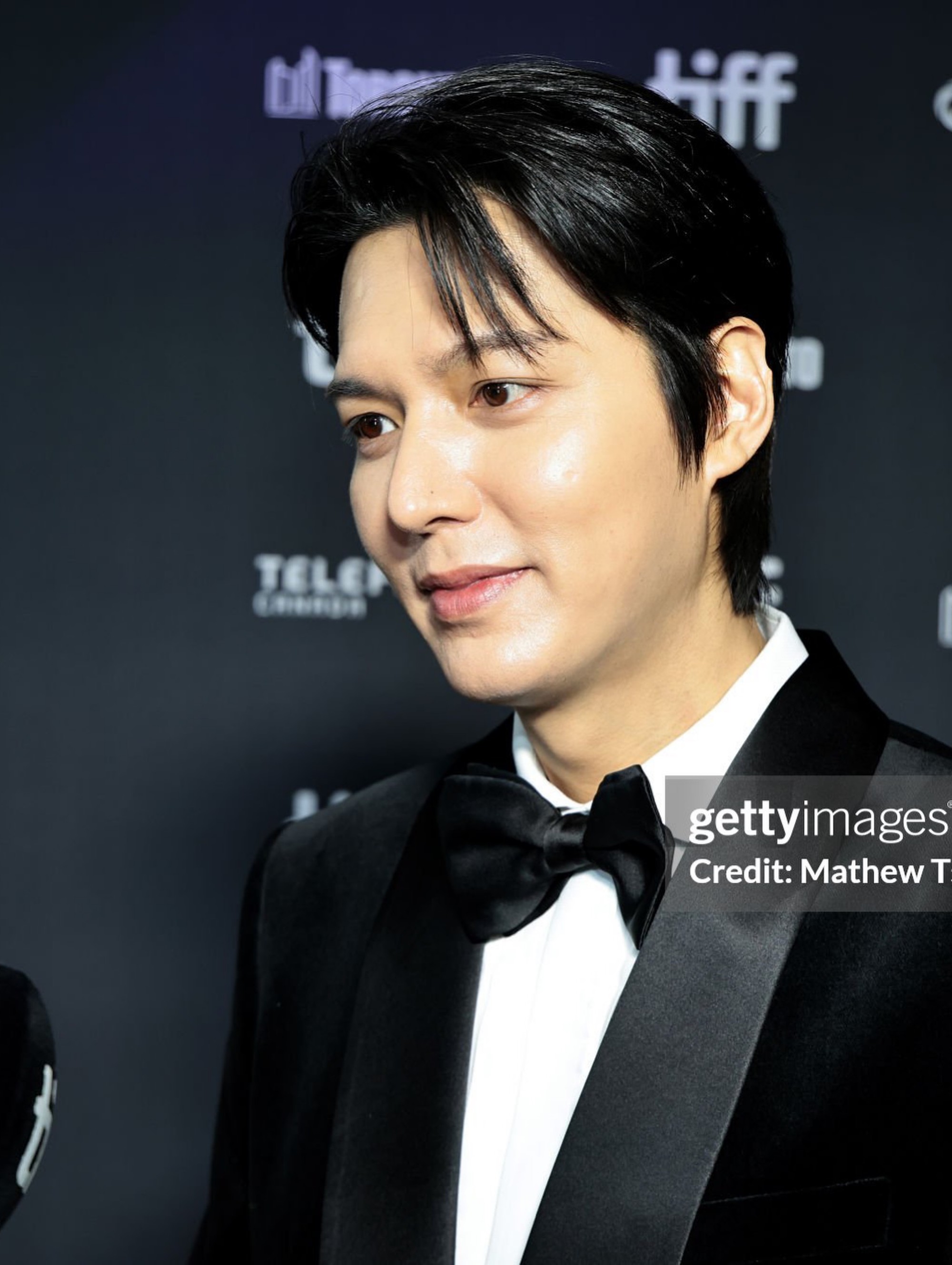 Lee Min Ho trở lại phong độ nam thần ở tuổi 39 tại Li&ecirc;n hoan phim Toronto - Ảnh 6.