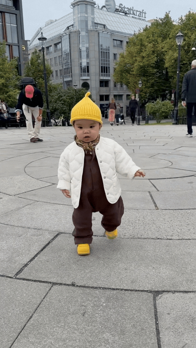 Con g&aacute;i Ng&ocirc; Thanh V&acirc;n được v&iacute; như &ldquo;Hoa hậu th&acirc;n thiện&rdquo;, th&aacute;i độ với người lạ khiến nhiều người th&iacute;ch th&uacute;- Ảnh 1.