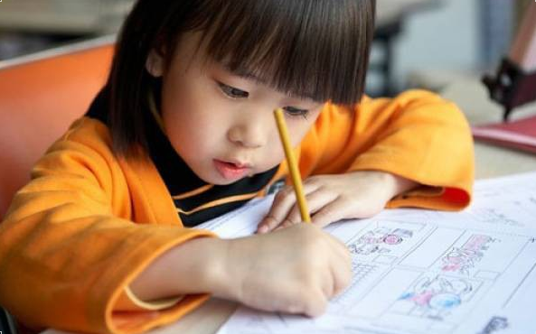 Con làm bài tập mãi không xong, đánh mắng có thực sự hiệu quả? - Ảnh 2.