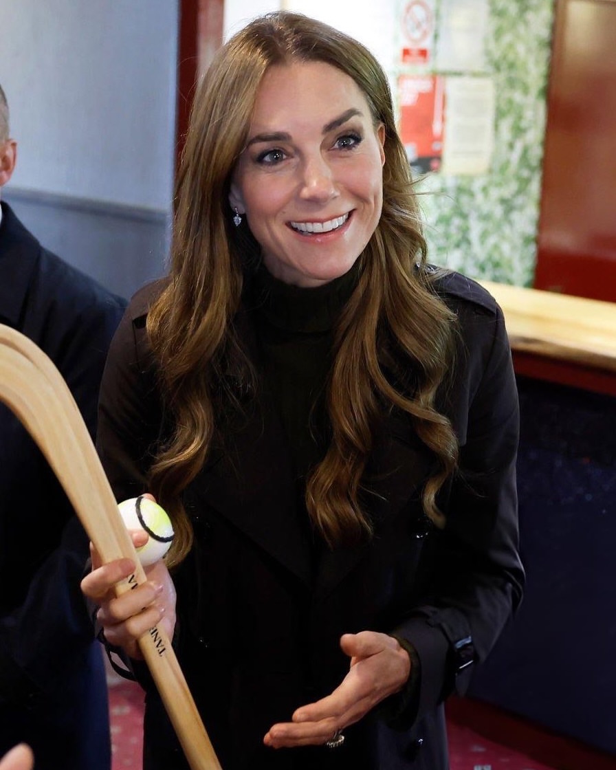 H&agrave;m răng Kate Middleton nổi bật Qua nụ cười rạng rỡ trong chuyến thăm Bute 2026 - Ảnh 8.