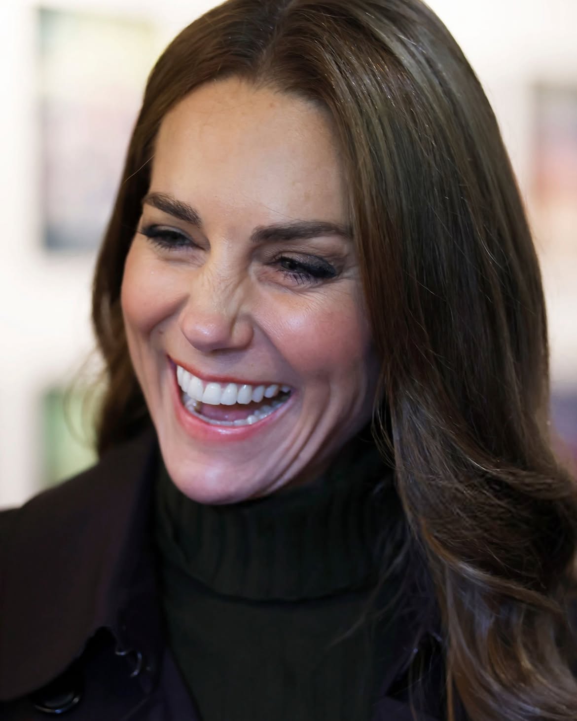 H&agrave;m răng Kate Middleton nổi bật Qua nụ cười rạng rỡ trong chuyến thăm Bute 2026 - Ảnh 5.