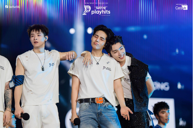 SAY HI PLAYHITS - A LIVE BAND CONCERT: Khi những bản hit quen thuộc được làm mới để bước lên sân khấu live band - Ảnh 3. SAY HI PLAYHITS - A LIVE BAND CONCERT: Khi những bản hit quen thuộc được làm mới để bước lên sân khấu live band - Ảnh 3.