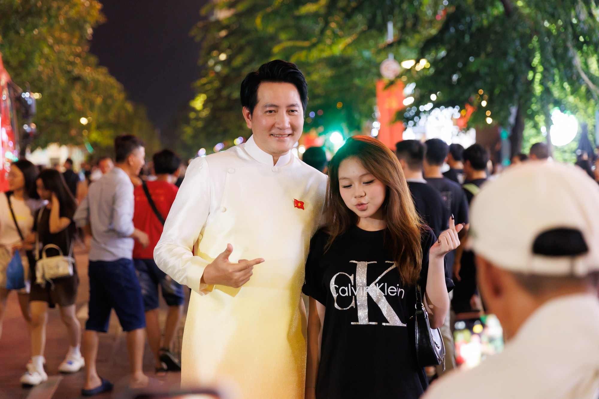 Ph&aacute;o hoa rực s&aacute;ng H&agrave; Nội v&agrave; TP . HCM mừng Quốc kh&aacute;nh 2 / 9 năm 2026 - Ảnh 20.