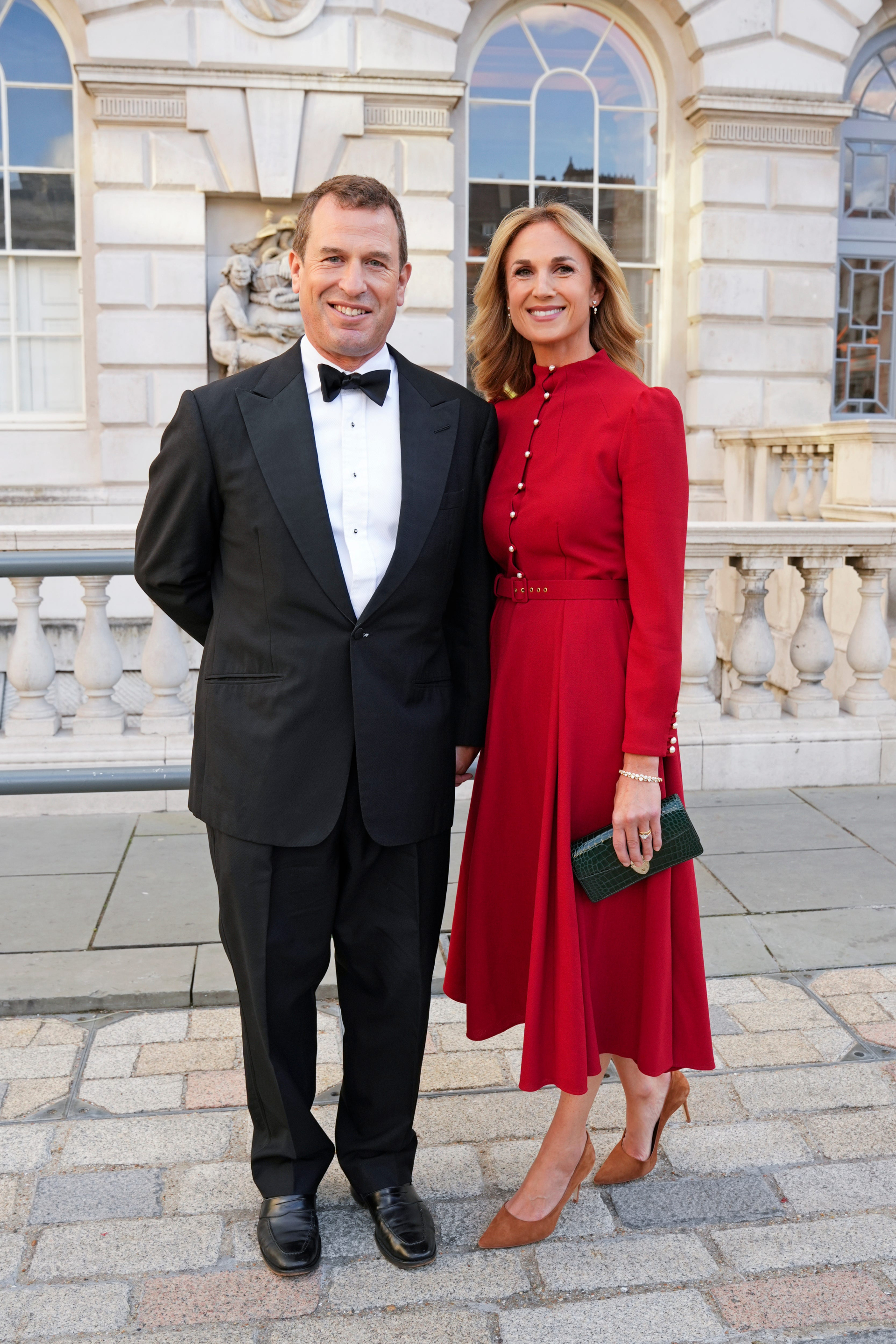 Peter Phillips v&agrave; Harriet Phillips hẹn h&ograve; tại Somerset House: Khoảnh khắc l&atilde;ng mạn năm 2026 - Ảnh 2.
