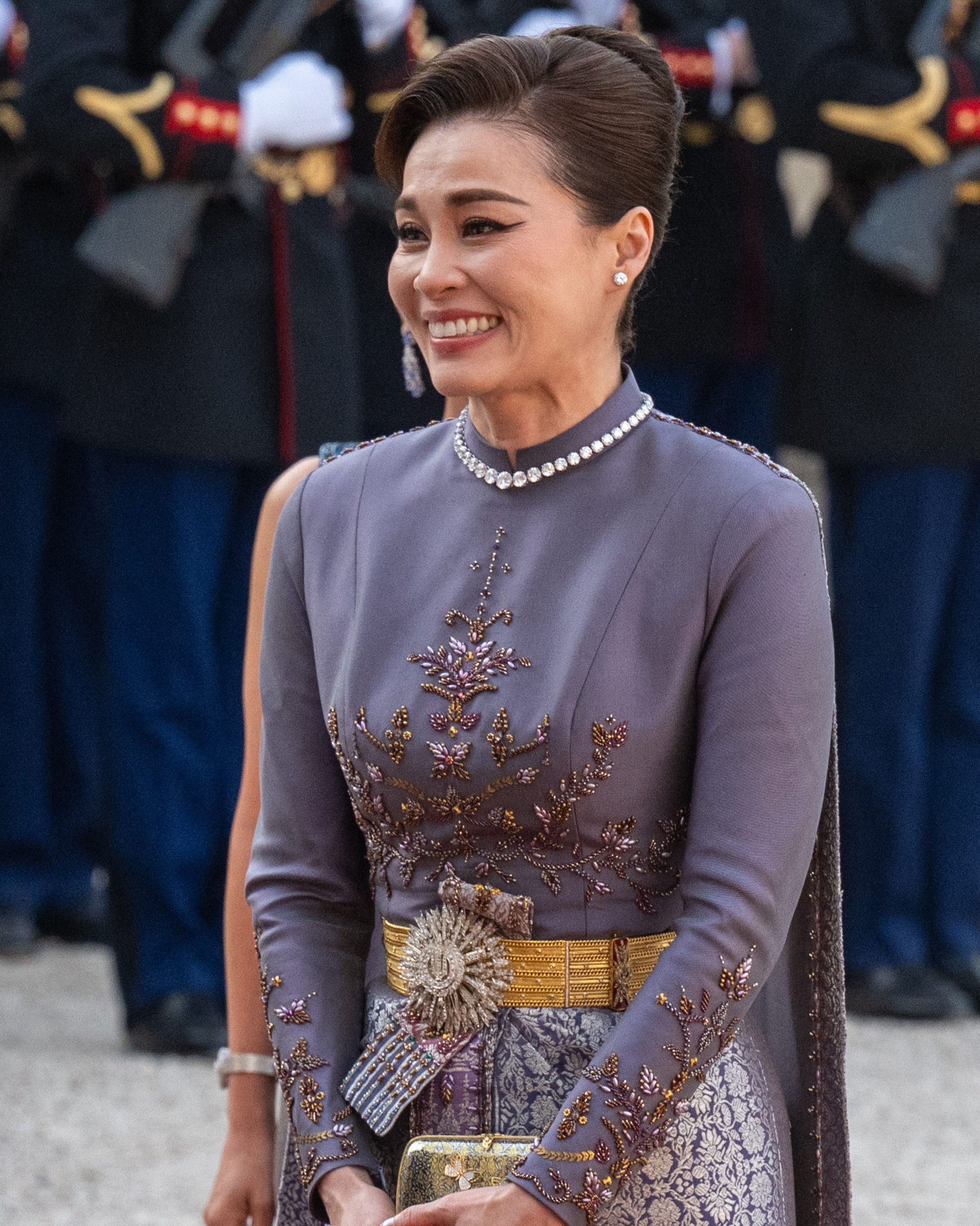 Chiếc thắt lưng kim cương hơn 100 năm tuổi của Hoàng hậu Thái Lan - Ảnh 8.