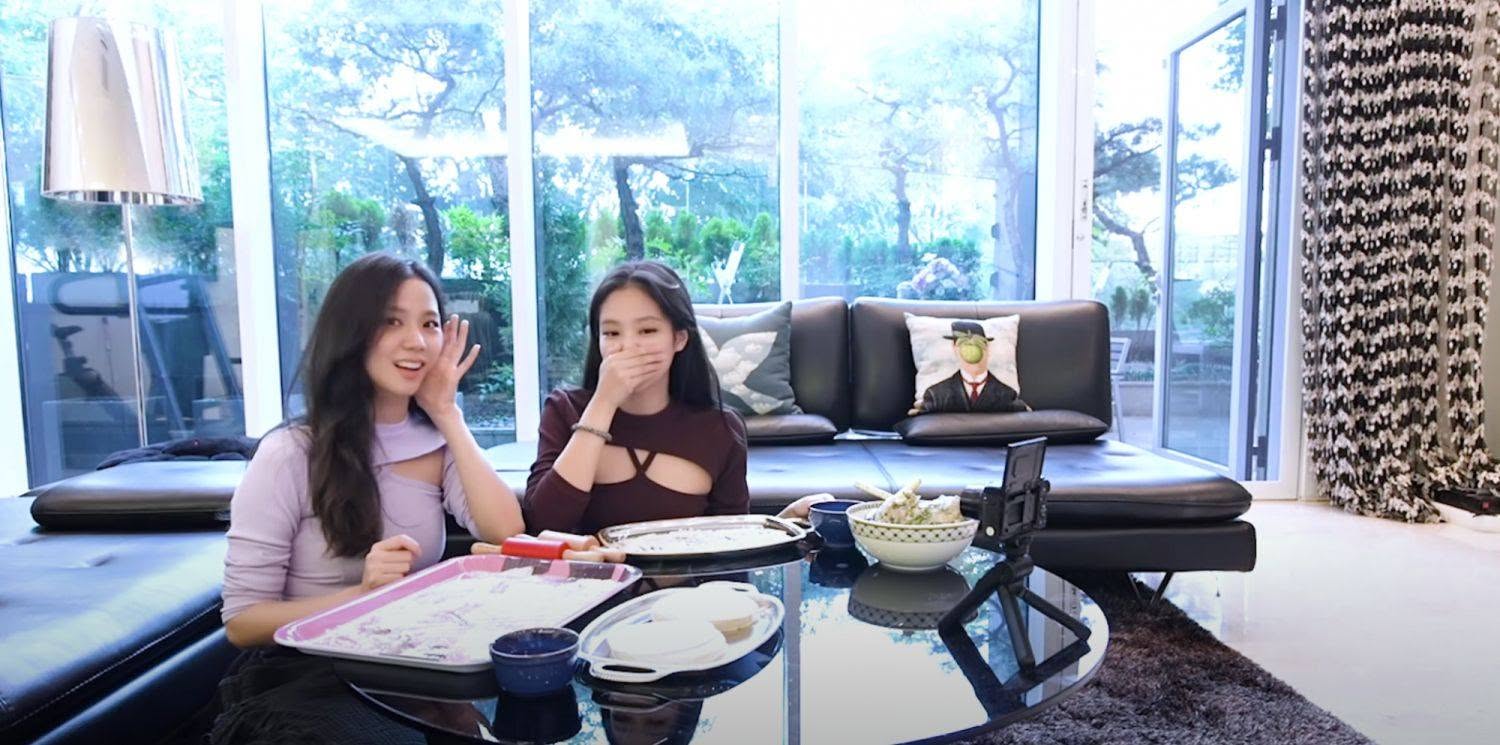 Bên trong căn nhà của Jennie (BLACKPINK): Nội thất xa xỉ, riêng chiếc giường đã 3 tỷ đồng - Ảnh 4.