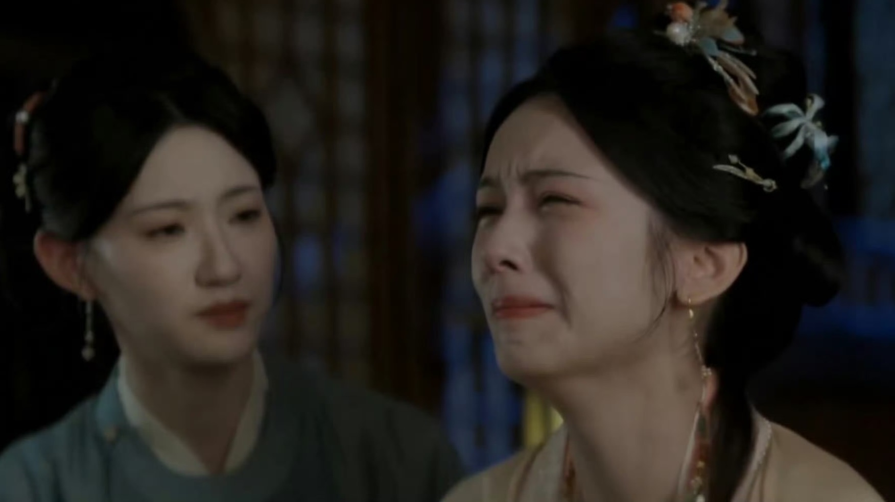 Phim Trung bị chê nhiều nhất hiện nay: Kịch bản như phim viễn tưởng, dàn phụ không gánh nổi cặp đôi chính diễn dở - Ảnh 4.