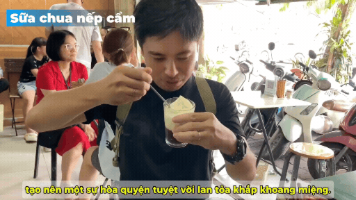 H&agrave;ng sữa tuổi thơ tại Giảng V&otilde; khiến trai Nhật m&ecirc; mẩn, thưởng thức hương vị kh&oacute; qu&ecirc;n - Ảnh 3.
