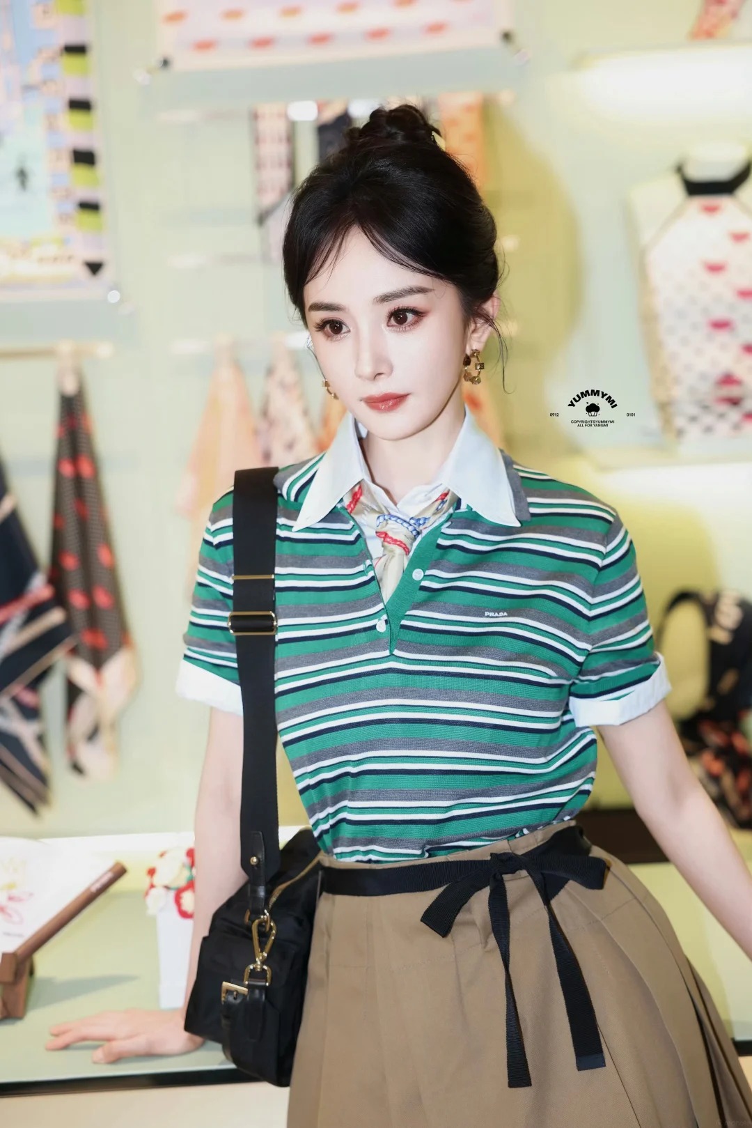 3 con giáp nên mặc nhiều màu xanh lá trong tháng 10- Ảnh 7.