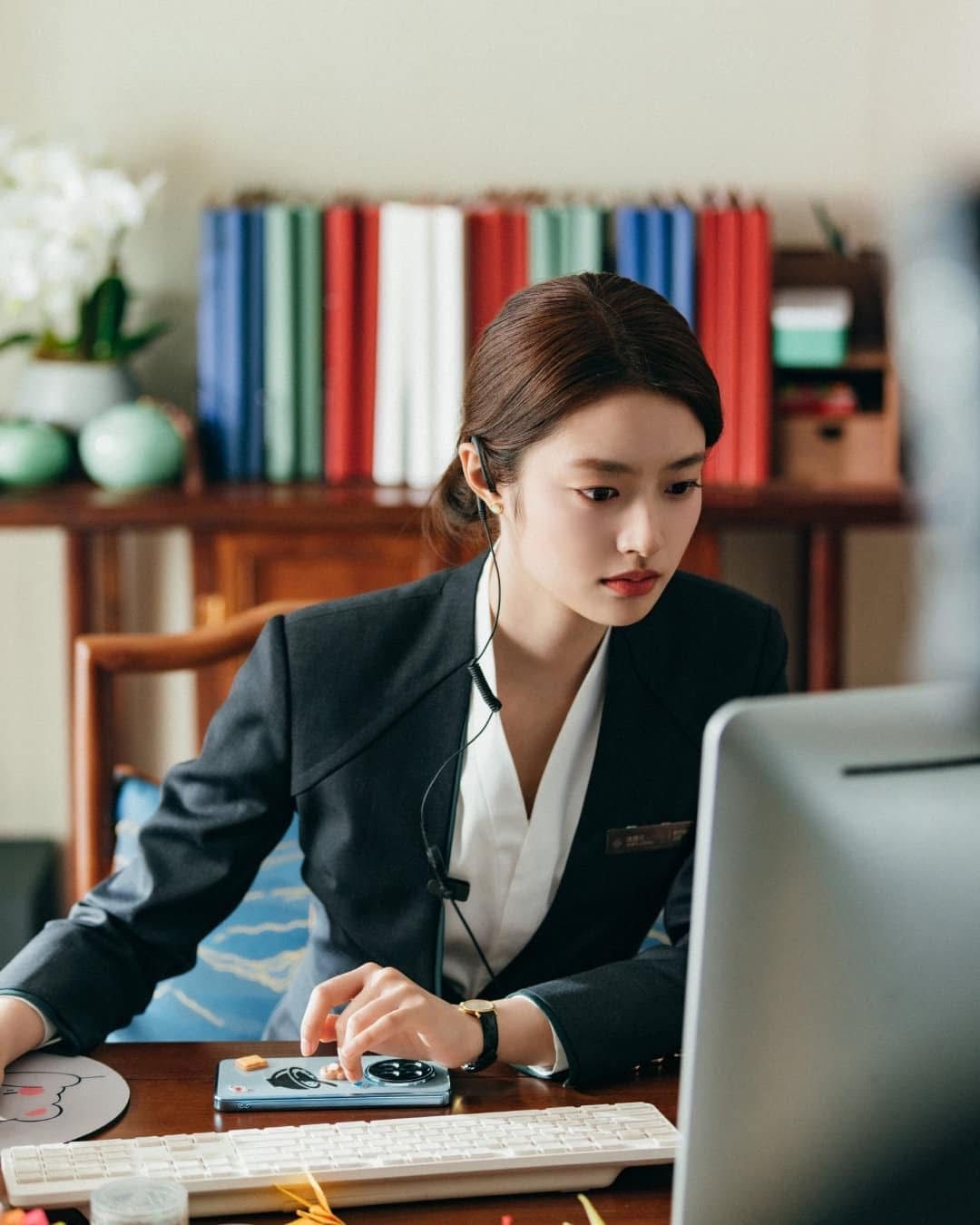 Công sở không phải trường học: 6 Bài học xương máu bạn cần biết năm 2026 - Ảnh 1. Công sở không phải trường học: 6 Bài học xương máu bạn cần biết năm 2026 - Ảnh 1.