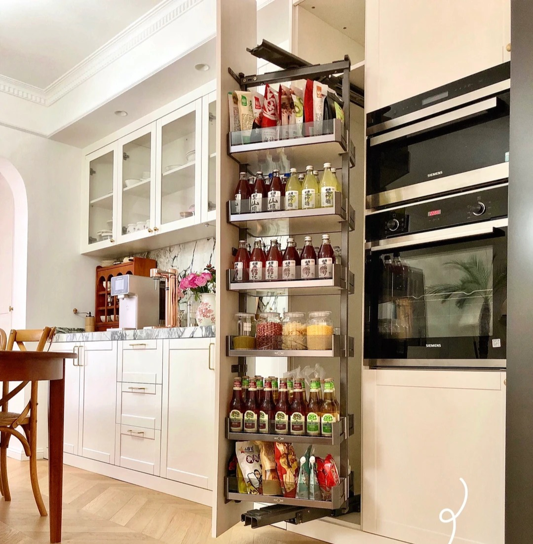 36 tuổi, độc thân và sống một mình trong căn hộ 150m²: Ngôi nhà khiến nhiều người nhận ra ở một mình vẫn có thể rất đủ đầy - Ảnh 10.